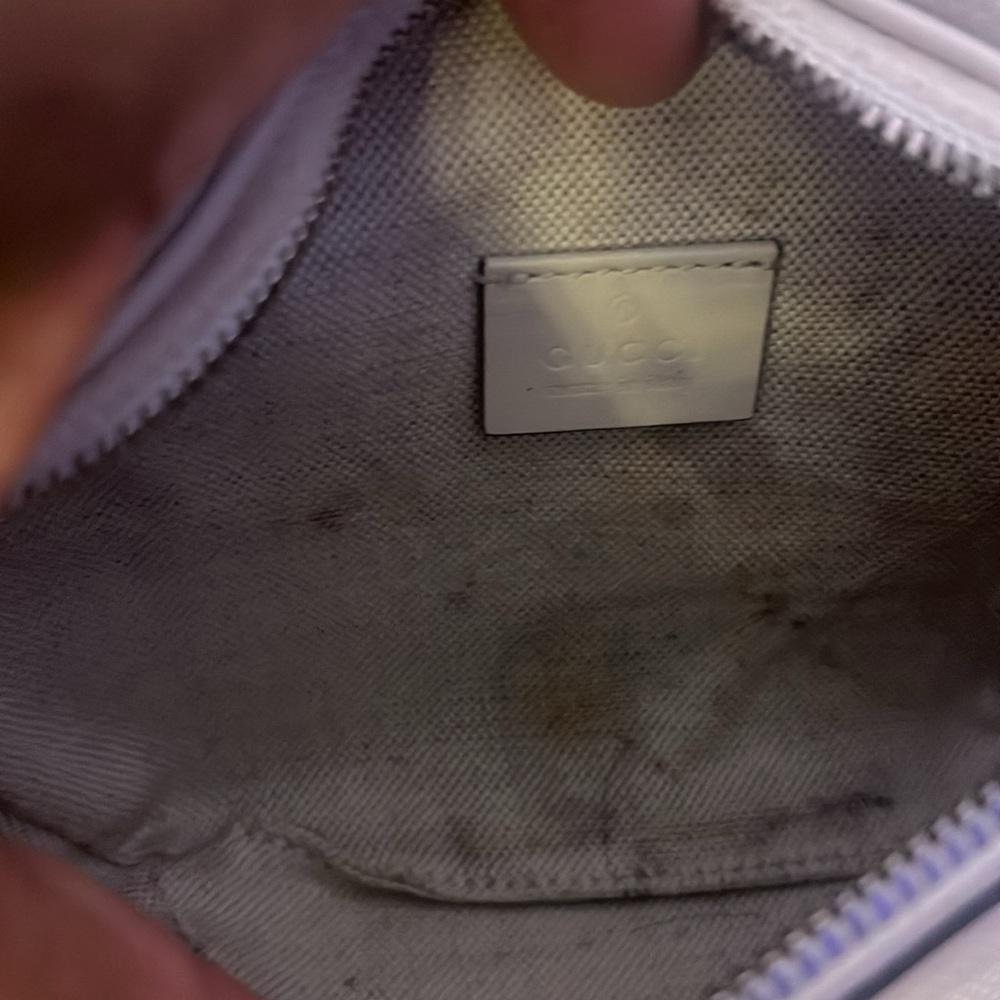 Gucci embossed belt purse😍 - Picture 5 of 8
